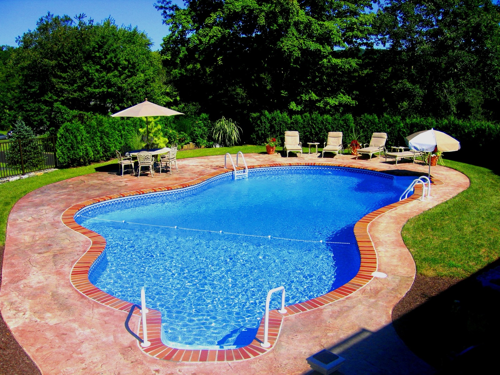 Pool installation progress photo from a Foxx Pools project